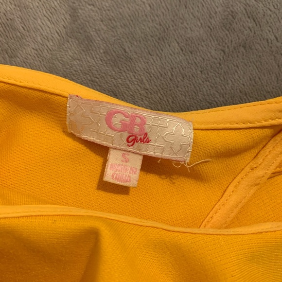 Yellow dress - Picture 4 of 4